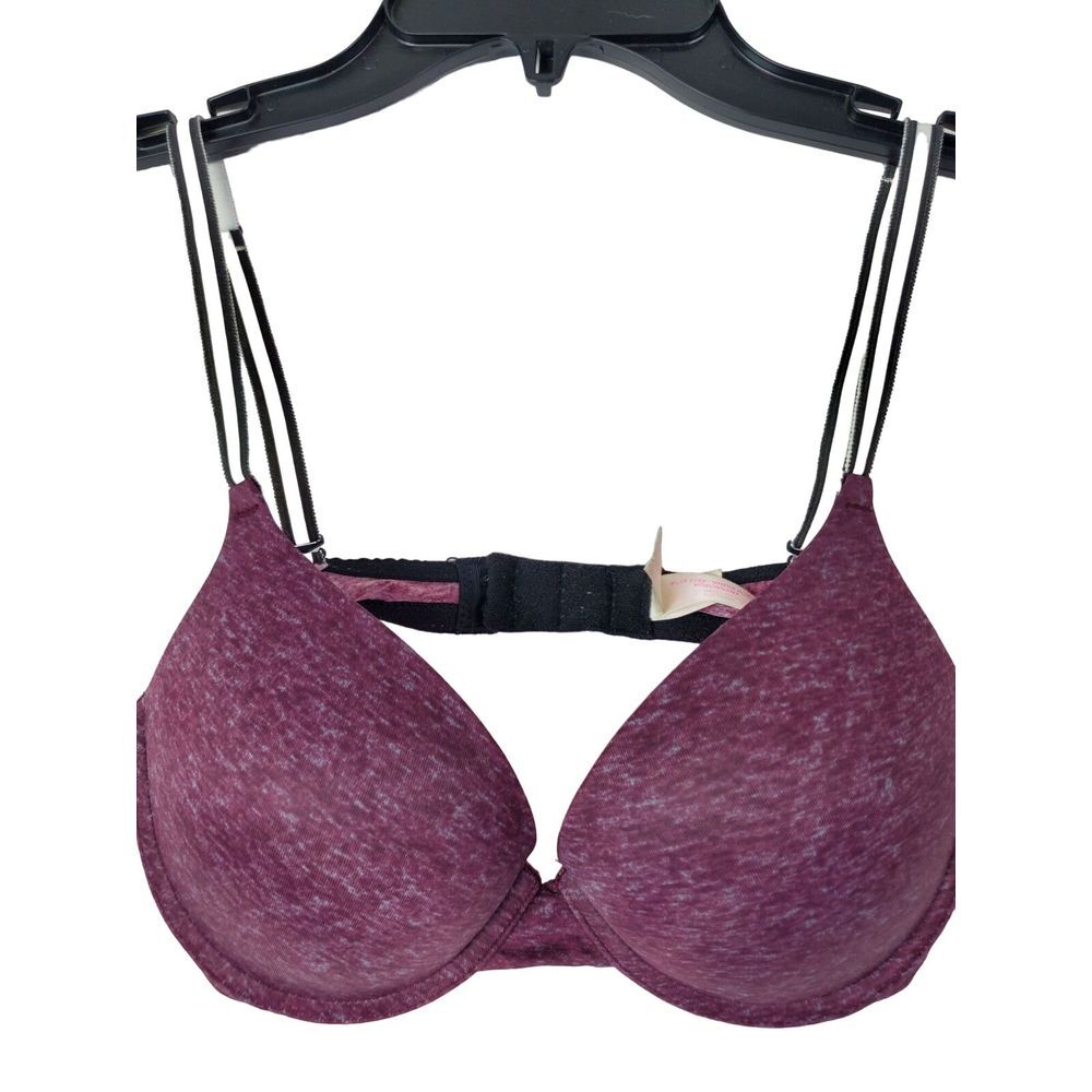 Victoria Secretā 34C Wear Everywhere Push Up Bra Purple